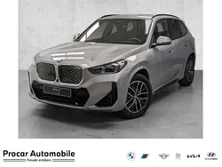 Silber Neu 2025 BMW iX1 M Sport SUV | 55.999 € (Fairer Preis)