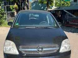 Schwarz Gebraucht 2005 Opel Meriva Van / Kleinbus | 1.800 € (Etwas zu teuer)
