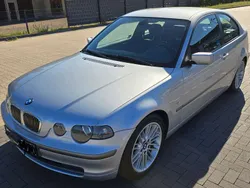Silber Gebraucht 2002 BMW 325 Limousine | 12.900 €
