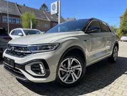 Grau Gebraucht 2024 VW T-Roc IQ Drive SUV | 32.900 € (Etwas zu teuer)
