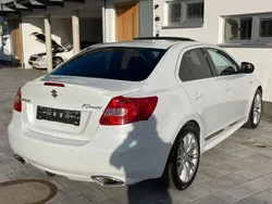 Suzuki Kizashi