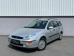 Silber Gebraucht 2000 Ford Focus Ghia Kombi | 990 € (Superpreis)