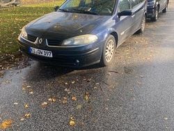 Blau Gebraucht 2006 Renault Laguna II Kombi | 1.850 € (Etwas zu teuer)