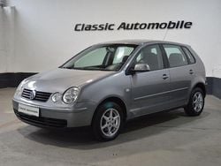Grau Gebraucht 2005 VW Polo Cricket Limousine | 2.200 € (Etwas zu teuer)