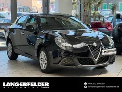 Schwarz Gebraucht 2021 Alfa Romeo Giulietta Kleinwagen | 15.999 € (Fairer Preis)