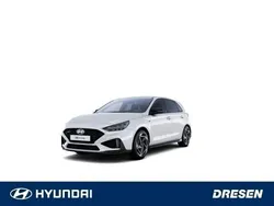 Weiß (atlas white) Neu 2025 Hyundai i30 N Line Limousine | 25.079 € (Superpreis)