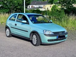 Grün Gebraucht 2002 Opel Corsa Elegance Limousine | 2.399 € (Fairer Preis)
