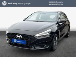 Schwarz Gebraucht 2024 Hyundai i30 Advantage Limousine | 22.450 € (Guter Preis)