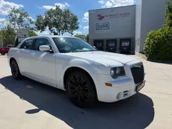 Weiß Gebraucht 2010 Chrysler 300 Limousine | 3.750 €