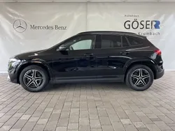 Schwarz Gebraucht 2024 Mercedes EQA250 AMG SUV | 39.490 € (Fairer Preis)