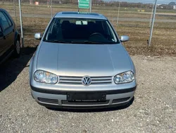 Silber Gebraucht 2001 VW Golf IV Kleinwagen | 500 € (Superpreis)