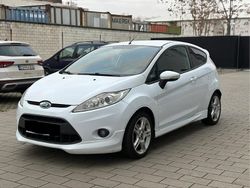 Weiß Gebraucht 2010 Ford Fiesta ST-Line Coupé | 4.399 € (Fairer Preis)