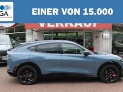 Blau Gebraucht 2024 Ford Mustang Mach-E SUV | 38.380 € (Guter Preis)