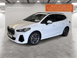 Weiß Gebraucht 2024 BMW 223 Active Tourer Comfort Edition Van / Kleinbus | 41.900 € (Fairer Preis)