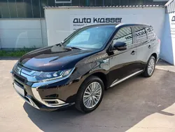 Schwarz Gebraucht 2019 Mitsubishi Outlander P-HEV Edition SUV | 22.990 € (Fairer Preis)