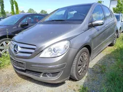 Mercedes B170