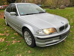 Silber Gebraucht 2000 BMW 328 Limousine | 3.900 € (Guter Preis)