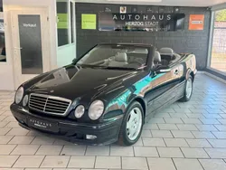 Blau Gebraucht 2001 Mercedes CLK200 Elegance Cabrio | 6.999 € (Fairer Preis)