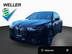 Black sapphire (schwarz) Gebraucht 2024 BMW iX Comfort Edition SUV | 54.850 € (Fairer Preis)