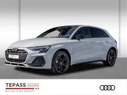Weiss Neu 2025 Audi A3 Sportback S-Line Limousine | 43.480 € (Fairer Preis)