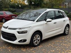 Weiß Gebraucht 2015 Citroën C4 Picasso SELECTION Van / Kleinbus | 8.999 € (Etwas zu teuer)