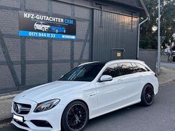 Weiß Gebraucht 2016 Mercedes C63 AMG AMG Kombi | 39.999 €