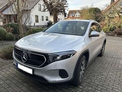 Silber Gebraucht 2023 Mercedes EQA250 Progressive SUV | 29.500 € (Fairer Preis)