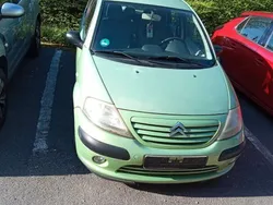 Grün Gebraucht 2002 Citroën C3 Kleinwagen | 898 € (Guter Preis)