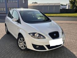 Weiß Gebraucht 2010 Seat Altea Van / Kleinbus | 2.200 € (Guter Preis)