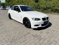 Weiß Gebraucht 2008 BMW 325 M Sport Coupé | 9.499 € (Fairer Preis)
