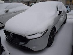 Weiß Gebraucht 2025 Mazda 3 Homura-Line Limousine | 23.900 € (Superpreis)