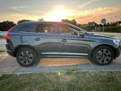 Grau Gebraucht 2017 Volvo XC60 Summum SUV | 21.400 € (Fairer Preis)