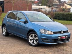 Blau Gebraucht 2014 VW Golf Comfortline Limousine | 6.750 € (Fairer Preis)