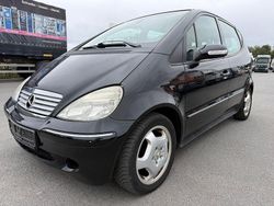 Schwarz Gebraucht 2004 Mercedes A170 Avantgarde Van / Kleinbus | 1.490 € (Fairer Preis)