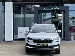 Weiß Neu 2025 Skoda Karoq SUV | 35.990 € (Fairer Preis)