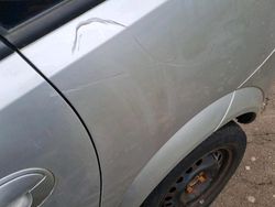 Silber Gebraucht 2006 Opel Meriva Van / Kleinbus | 800 € (Superpreis)