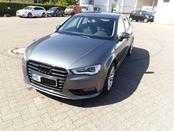 Grau Gebraucht 2014 Audi A3 Sportback Ambition Kleinwagen | 7.500 € (Fairer Preis)