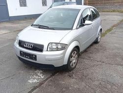 Lichtsilber metallic Gebraucht 2001 Audi A2 Kleinwagen | 2.500 € (Fairer Preis)