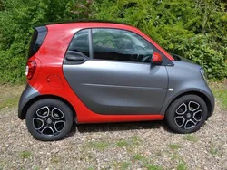 Grau Gebraucht 2018 Smart ForTwo Coupé Coupé | 7.800 € (Fairer Preis)
