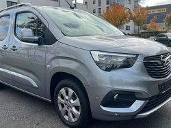 Grau Gebraucht 2018 Opel Combo Life Van / Kleinbus | 15.490 € (Fairer Preis)
