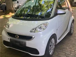 Weiß Gebraucht 2013 Smart ForTwo Coupé Coupé | 3.999 €
