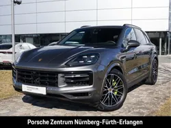 Grau Gebraucht 2023 Porsche Cayenne SUV | 104.990 € (Guter Preis)