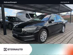 Schwarzmagic perleffekt Gebraucht 2024 Skoda Octavia Selection Kombi | 29.750 € (Guter Preis)
