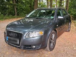 Grau Gebraucht 2007 Audi A4 Kombi | 3.750 € (Fairer Preis)