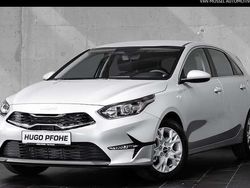 Silber Gebraucht 2024 Kia Ceed Vision Kleinwagen | 22.790 € (Fairer Preis)