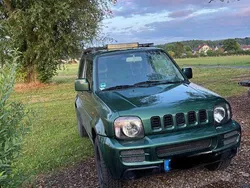 Grün Gebraucht 2009 Suzuki Jimny SUV | 11.990 € (Fairer Preis)