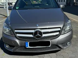 Silber Gebraucht 2014 Mercedes B180 Van / Kleinbus | 11.200 € (Guter Preis)