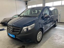 Stahlblau Gebraucht 2023 Mercedes Vito Van / Kleinbus | 31.970 € (Etwas zu teuer)