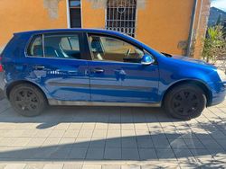 Blau Gebraucht 2004 VW Golf IV Limousine | 2.600 € (Fairer Preis)