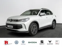 Weiß Gebraucht 2024 VW Tiguan Life SUV | 40.990 € (Teuer)